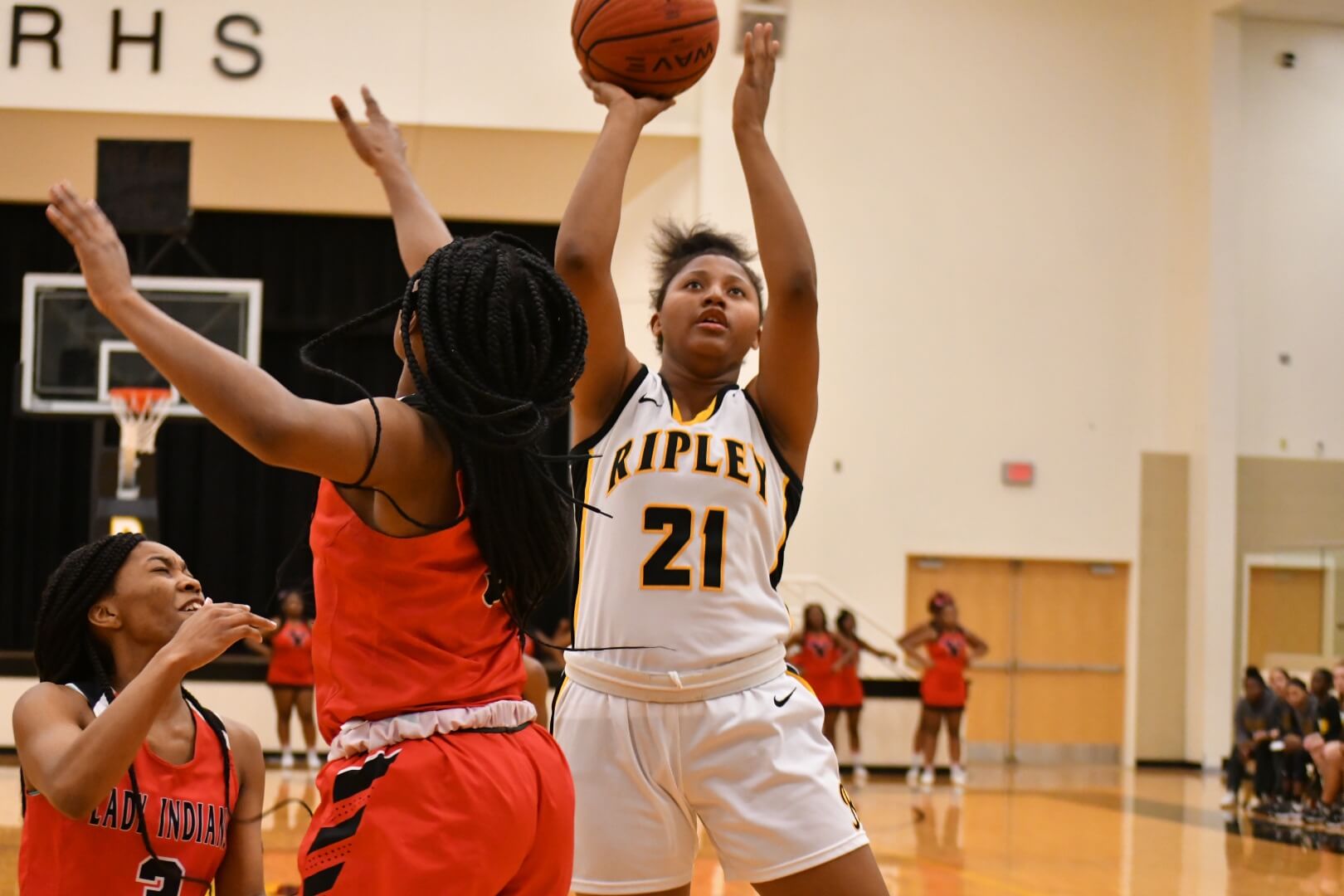 Lady Tigers jump out to big lead and cruise to second round of playoffs