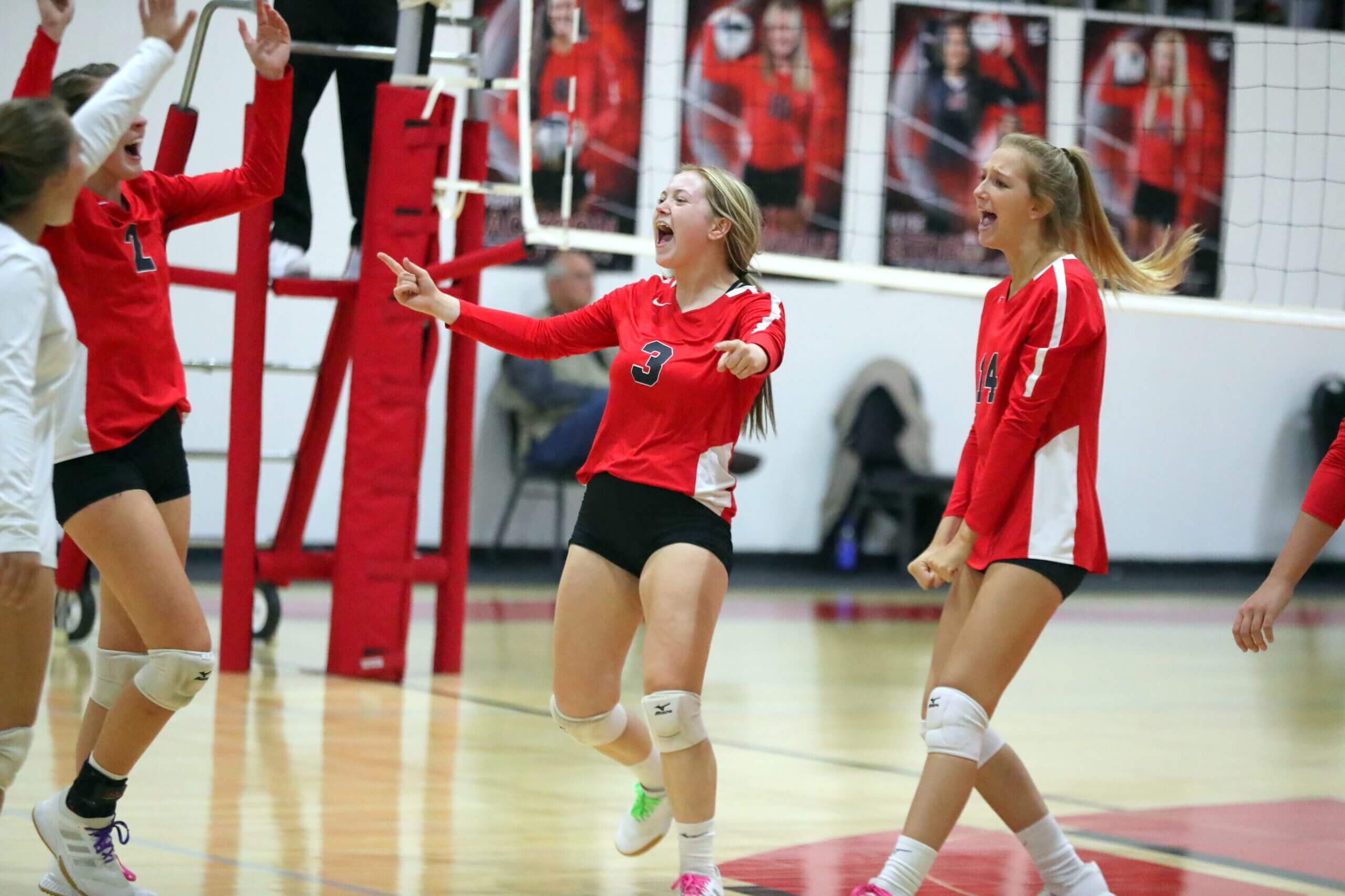 Walnut sweeps through Region play to claim top seed as they look to defend state title