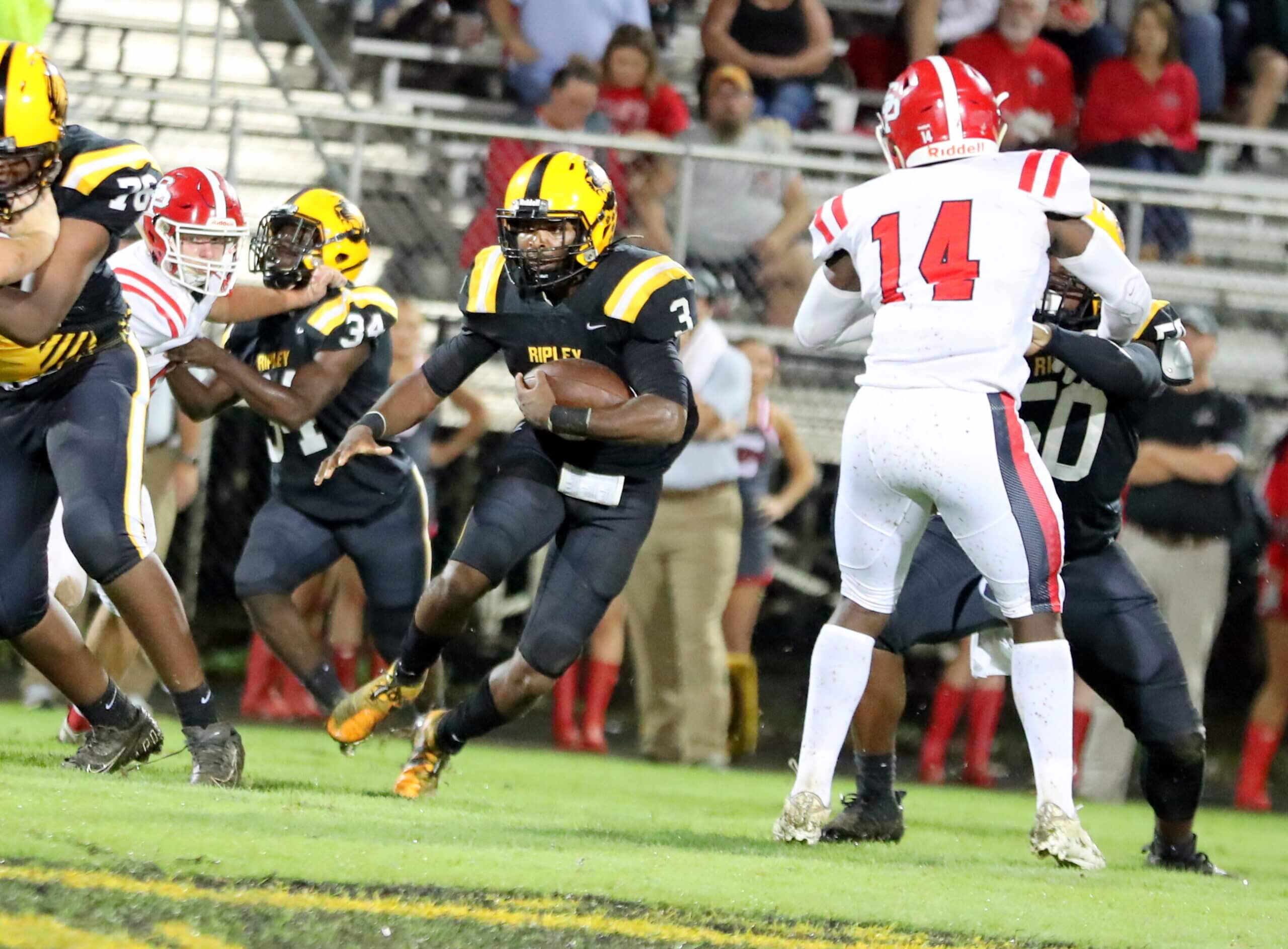 Tigers get rain delayed win over South Pontotoc on Homecoming